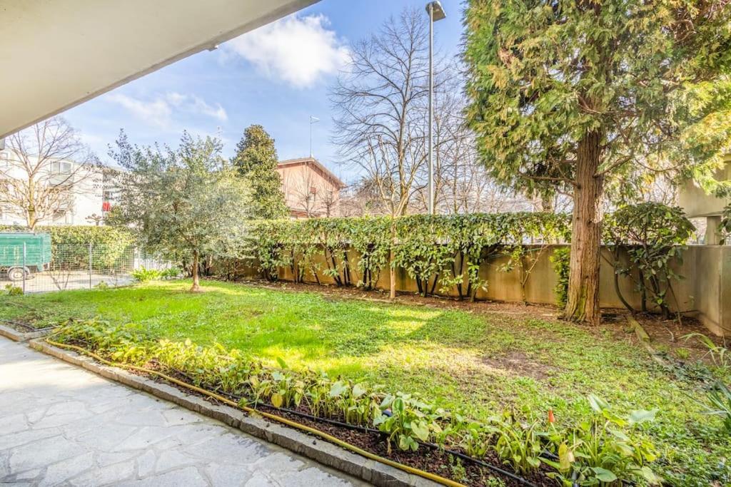 Green Heaven Near Ferrari'S Home - Train Station Modena Luaran gambar